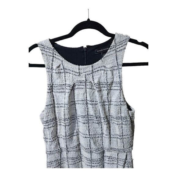 BANANA REPUBLIC Textured Window Pane Dress - Size 0 - Picture 3 of 9